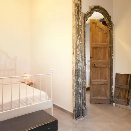 2-bed Duplex Next To Passeig Del Born! Apartment