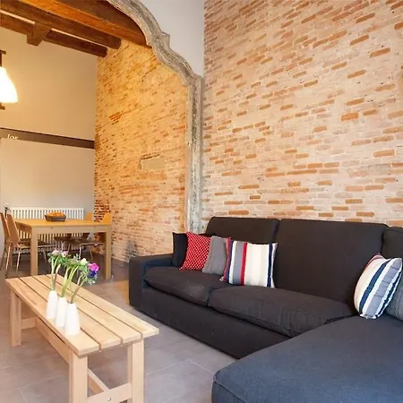 2-bed Duplex Next To Passeig Del Born! Apartment